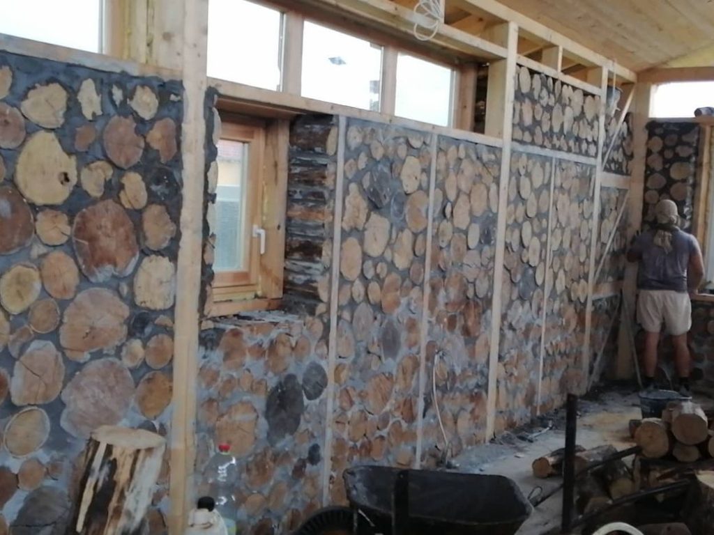 kenderhaz-belselye-fa-boritas